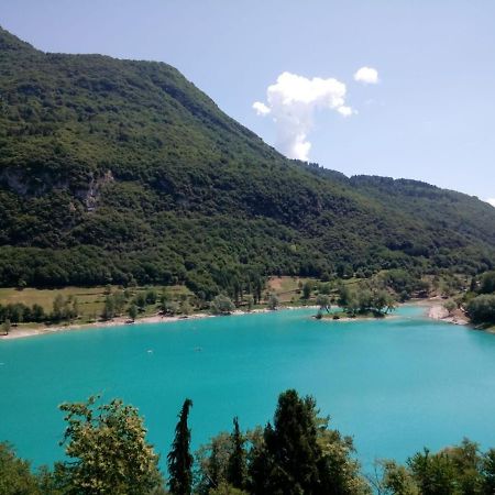 Agritur Tenno Cantina Bio Natura מראה חיצוני תמונה