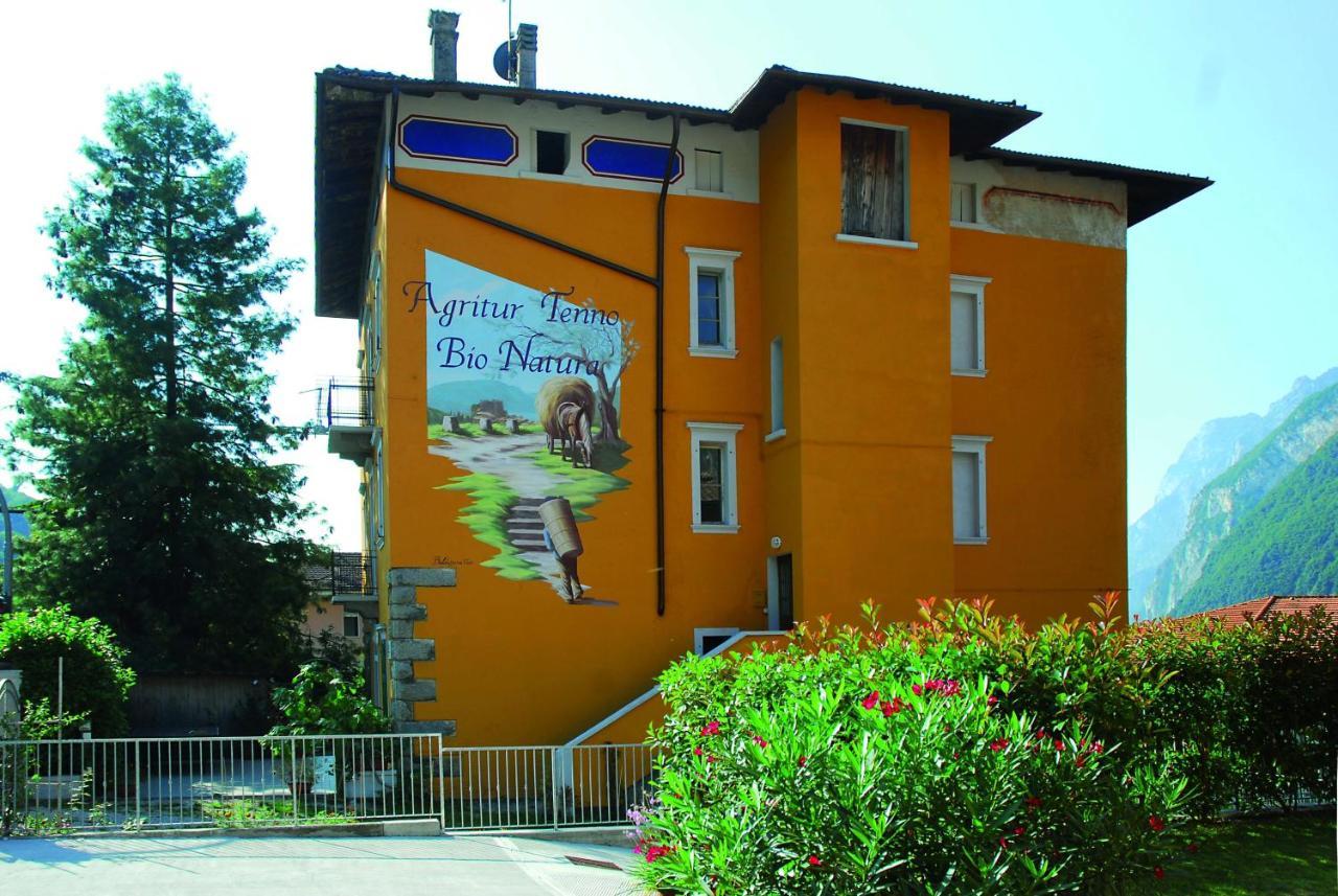 Agritur Tenno Cantina Bio Natura מראה חיצוני תמונה